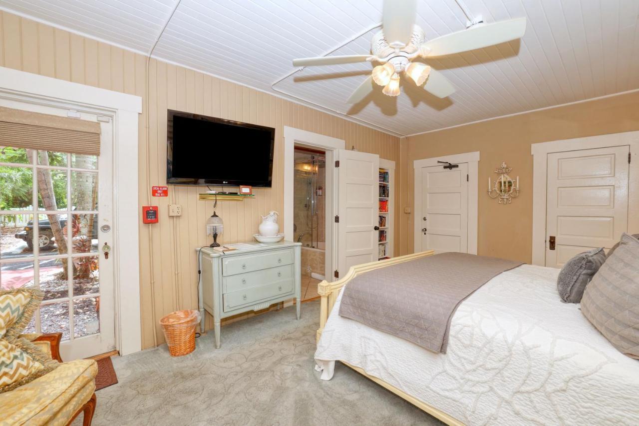 The Hibiscus House Of Fort Myers Exterior foto